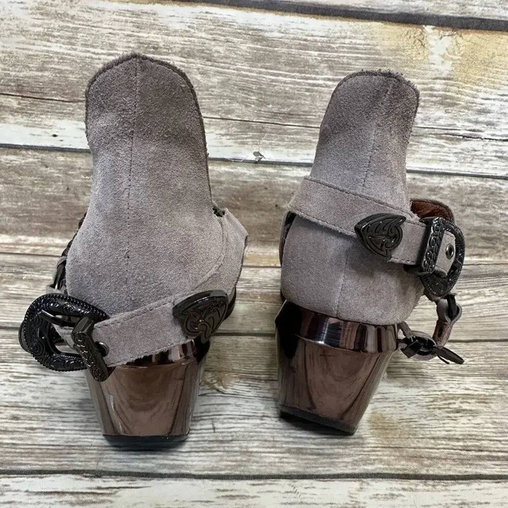 Jeffrey Campbell 7.5 calhoun ankle studded boots